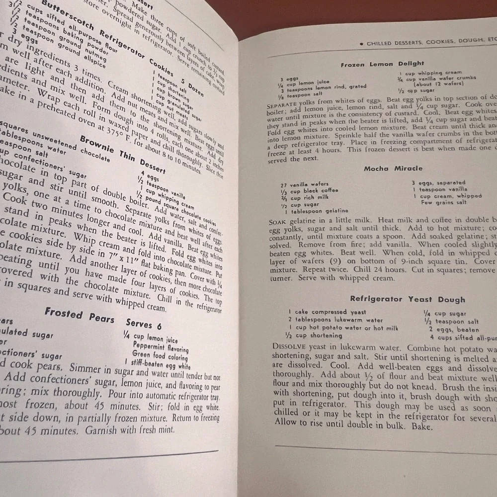 Vtg Gibson Electric Refrigerator Instructions and Recipes Plaid Booklet G-890